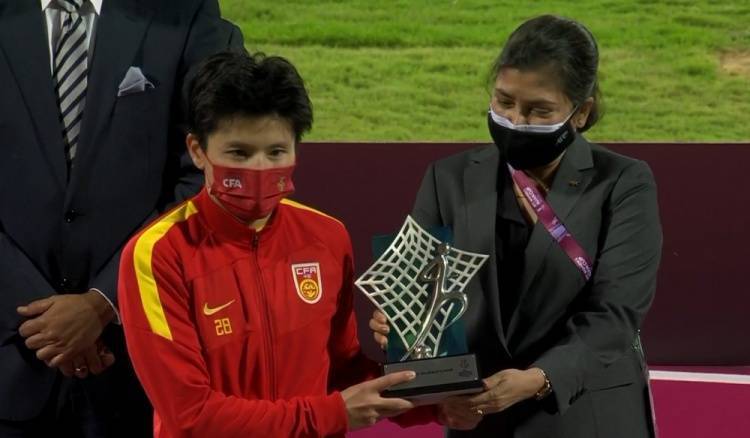 Giày đá Bóng Trẻ Em